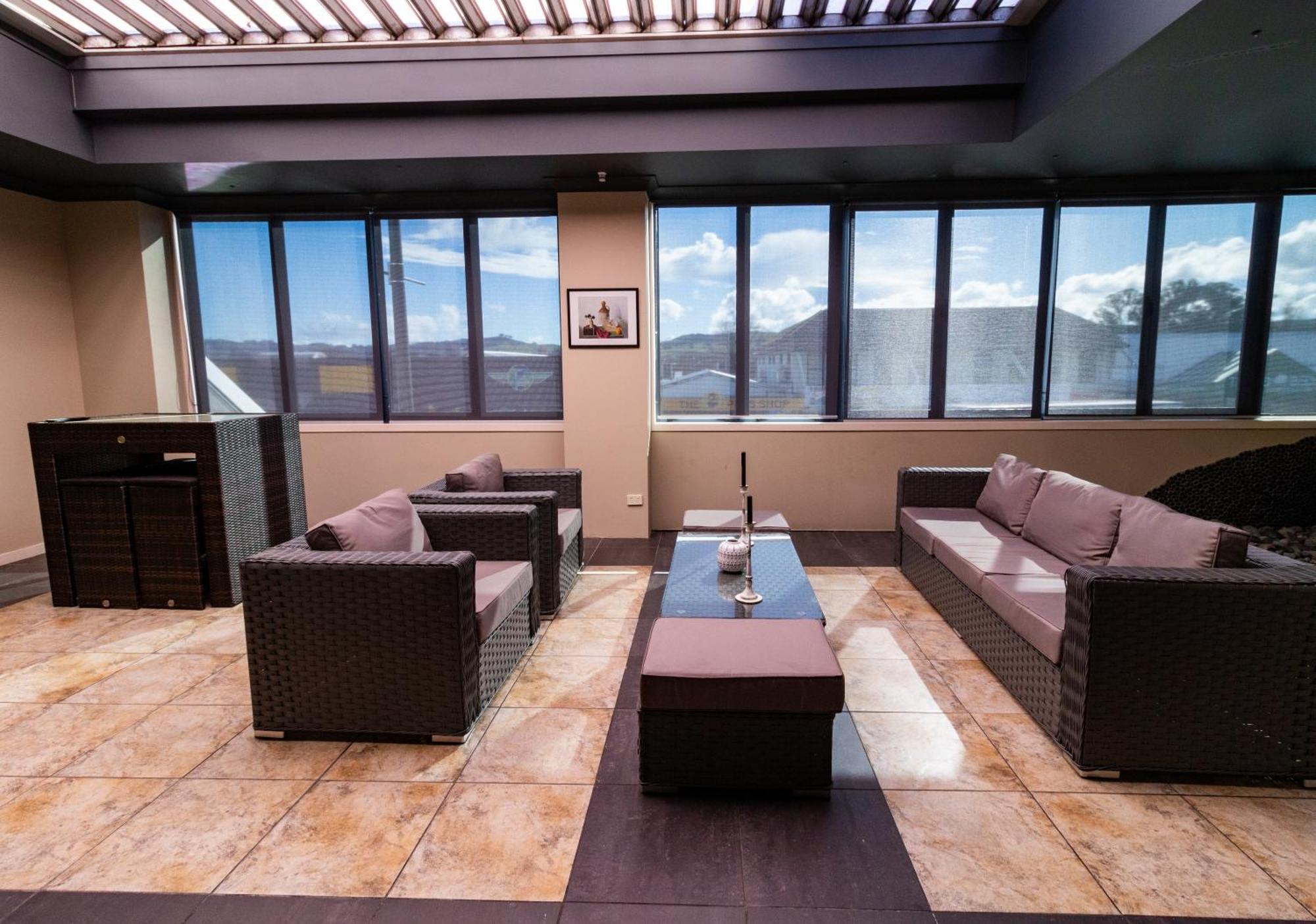 אגם טאופו Large Luxury Apartment Located Right In Town מראה חיצוני תמונה